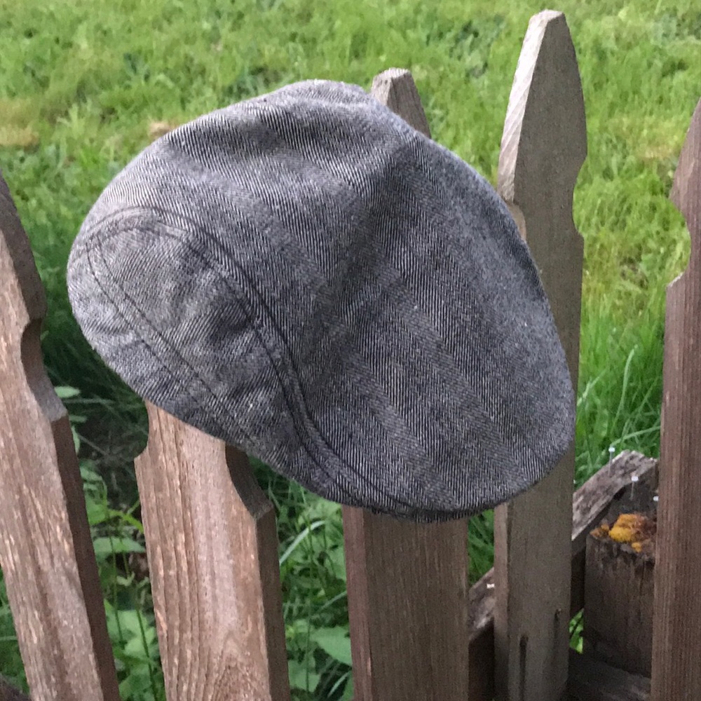 Grey heather skimmer—-size L/XL. EUC